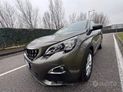 Peugeot 3008 S&S Access usata GUSSAGO