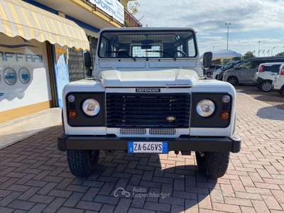 Land Rover Defender 3 posti usata Brusnengo