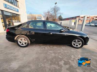 Audi A4 Berlina A4 35 2.0 tfsi mhev Business 150cv usata Asti