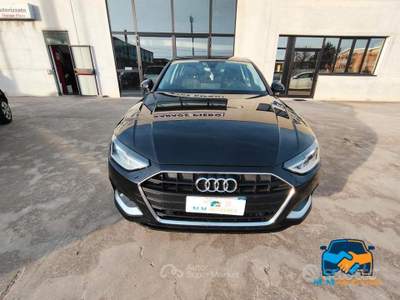 Audi A4 Berlina A4 35 2.0 tfsi mhev Business 150cv usata Asti