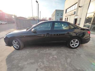 Audi A4 Berlina A4 35 2.0 tfsi mhev Business 150cv usata Asti