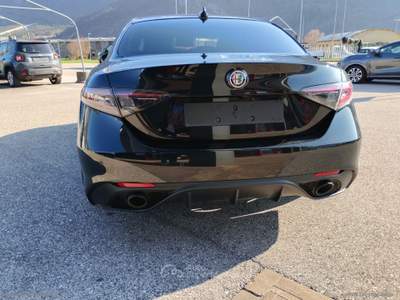 Alfa Romeo Giulia Giulia 2.0 Turbo 280CV AT8 AWD Q4 Compe. Nero usata Scurelle