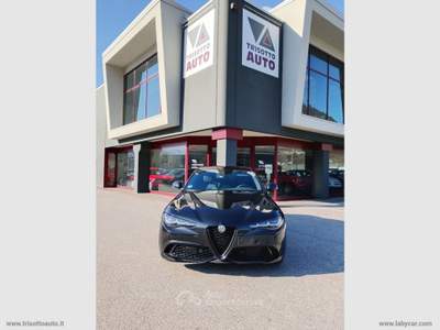 Alfa Romeo Giulia Giulia 2.0 Turbo 280CV AT8 AWD Q4 Compe. Nero usata Scurelle