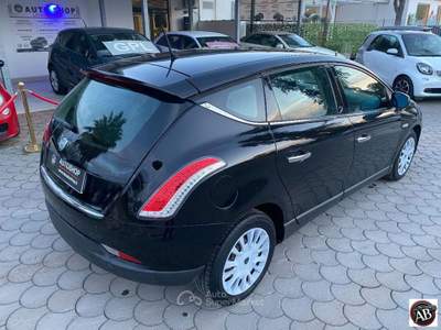 Lancia Delta 1.6 MJT DPF Platino Nero usata Latina
