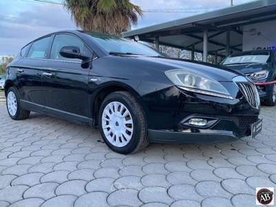 Lancia Delta 1.6 MJT DPF Platino Nero usata Latina
