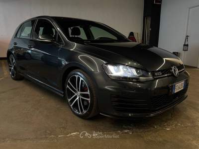 Volkswagen Golf GTD 2.0 TDI DSG 5p. BlueMotion Technology Grigio usata Torino
