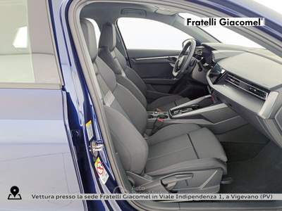 Audi A3 sportback 35 2.0 tdi s-tronic Blu/Azzurro usata Assago
