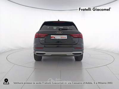 Audi Q3 35 2.0 tdi business advanced s-tronic Nero usata Assago