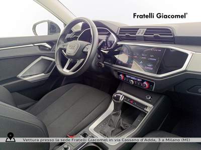 Audi Q3 35 2.0 tdi business advanced s-tronic Nero usata Assago