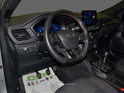 Ford Kuga  1.5 tdci st line Grigio usata CAGLIARI
