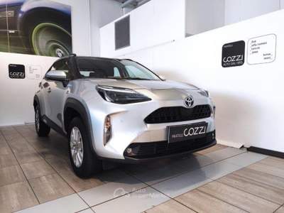 Toyota Yaris Cross  -  1.5 hybrid 5p. e-cvt active Argento usata LEGNANO