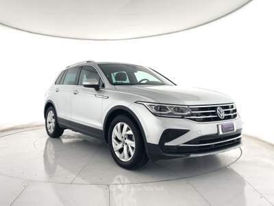 Volkswagen Tiguan Tiguan 2.0 tdi elegance 150cv dsg camera+acc+c18" Argento usata Ghedi