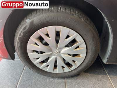 Toyota Yaris 1.0 5 porte Active Grigio usata Varese