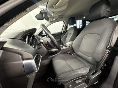 Jaguar F-Pace 2.0d i4 Pure awd 180cv auto my18 Argento usata Perugia