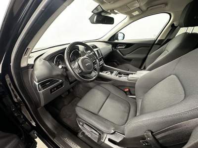 Jaguar F-Pace 2.0d i4 Pure awd 180cv auto my18 Argento usata Perugia