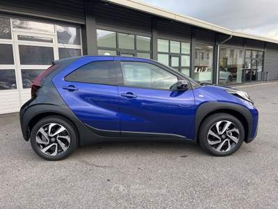 Toyota Aygo Aygo X 1.0 VVT-i 72 CV 5 porte Trend Nero usata Varese