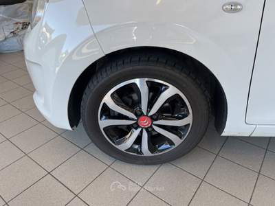 Citroen C1 C1 Airscape 1.2 VTi 82 5 porte Shine Bianco usata Varese