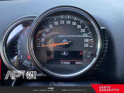 MINI Countryman Mini Countryman 2.0 Cooper D auto Verde usata Marano di Napoli