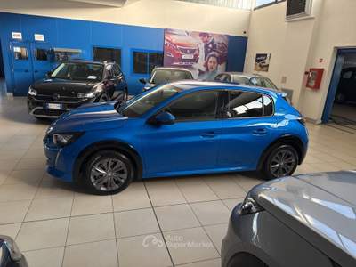 Peugeot 208 motore elettrico 136 CV 5 porte Allure Blu/Azzurro usata Voghera