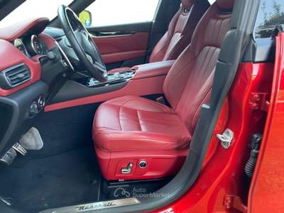 Maserati Levante 3.0 v6 modena 350cv auto Rosso usata Fisciano