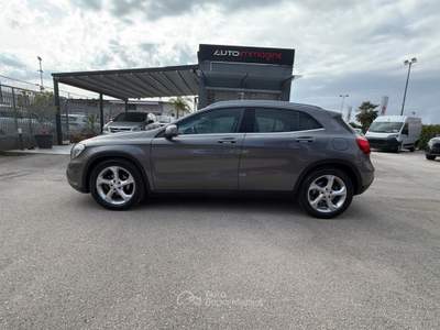 Mercedes-Benz GLA GLA 180 d Automatic Premium Grigio usata Cercola