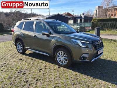 Subaru Forester 2.0 e-Boxer Style auto Verde usata Varese