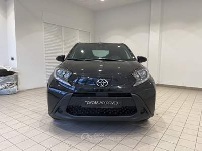 Toyota Aygo Aygo X 1.0 VVT-i 72 CV 5 porte Active Nero usata Varese