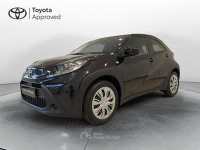 Toyota Aygo Aygo X 1.0 VVT-i 72 CV 5 porte Active Nero usata Varese