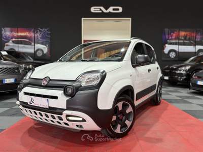 Fiat Panda 1.0 FireFly 70cv S&S Hybrid Cross Bianco usata Cornate D'adda