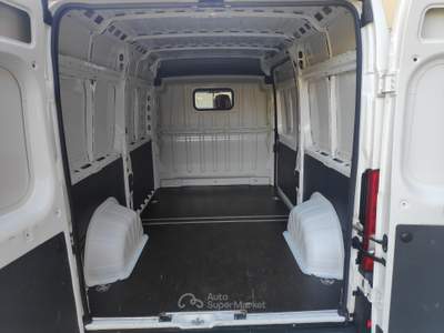 Peugeot Boxer Boxer 333 2.2 BlueHDi 140 S&S PM-TM Furgone*PASSO MEDIO TETTO ALTO*19.000 KM*GARANTITO*3 POSTI* Bianco usata Alto Reno Terme