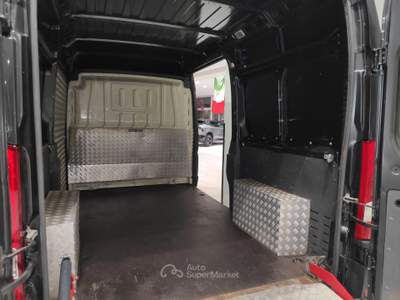 Peugeot Boxer Boxer 333 2.2 BlueHDi 165 S&S PM-TM*con PEDANA POSTERIORE INTERNA RIPIEGABILE*GARANTITA* Nero usata Alto Reno Terme