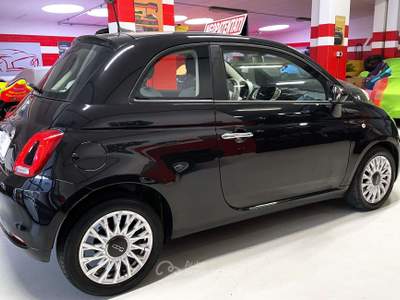 Fiat 500 500 III 1.0 Hybrid Lounge 70cv // NEOPATENTATI Nero usata Barzanò