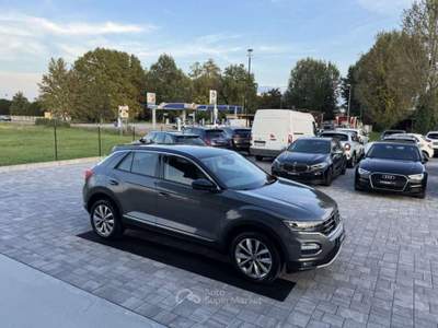 Volkswagen T-Roc 1.0 TSI Style BlueMotion Technology Grigio usata Russi
