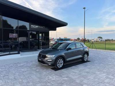 Volkswagen T-Roc 1.0 TSI Style BlueMotion Technology Grigio usata Russi