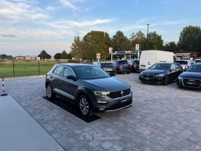 Volkswagen T-Roc 1.0 TSI Style BlueMotion Technology Grigio usata Russi
