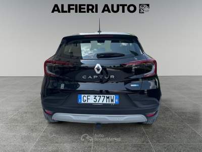 Renault Captur Hybrid E-Tech 145cv  Initiale Paris *GANCIO di TRAINO* Nero usata Calenzano