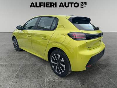 Peugeot 208 1.2 PureTech Benzina 75cv S&S Style - KmZero Giallo usata Calenzano