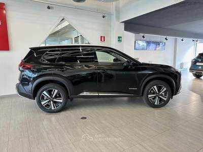 Nissan X-Trail 1.5 e-POWER Tekna e-4ORCE 4WD Nero usata Montagna in Valtellina