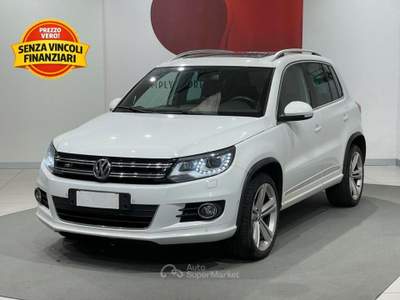 Volkswagen Tiguan 2.0 TDI R-Line 4Motion DSG Bianco usata Montagna in Valtellina