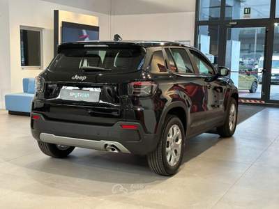 Jeep Avenger 1.2 Turbo e-Hybrid Altitude FWD Nero usata Montagna in Valtellina