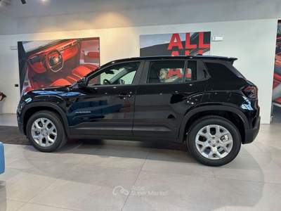 Jeep Avenger 1.2 Turbo e-Hybrid Altitude FWD Nero usata Montagna in Valtellina