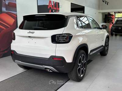 Jeep Avenger 1.2 Turbo Summit FWD Bianco usata Montagna in Valtellina