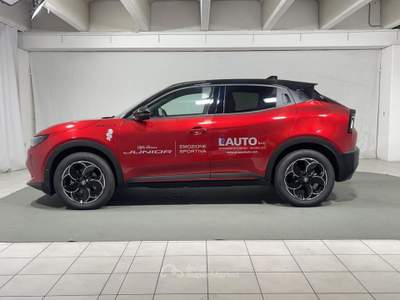 Alfa Romeo Junior BEV elettrica Speciale Rosso usata Montagna in Valtellina