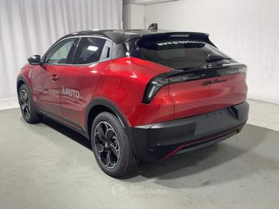 Alfa Romeo Junior BEV elettrica Speciale Rosso usata Montagna in Valtellina