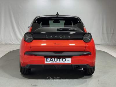 Lancia Ypsilon 1.2 mhev HF Line e-DCT Arancione usata Montagna in Valtellina