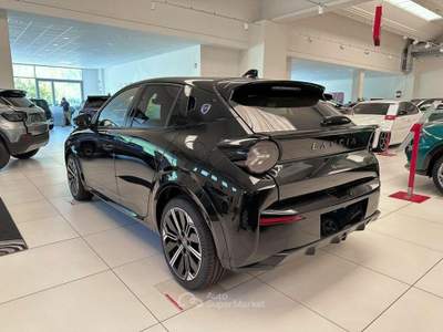 Lancia Ypsilon 1.2 mhev LX e-DCT Nero usata Montagna in Valtellina