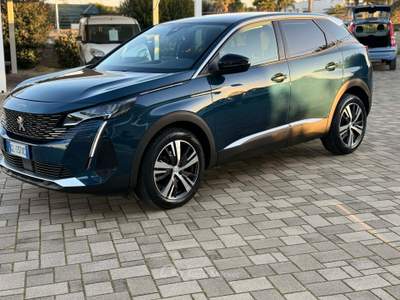 Peugeot 3008 1.5 B-HDI 130CV ALLURE EAT8 Blu/Azzurro usata Polignano a Mare