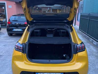 Peugeot 208 208 II 2019 1.2 puretech GT Line s Giallo usata Nova Milanese