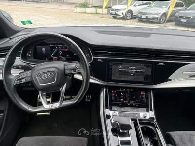 Audi Q8 S-LINE 3.0 tdi mhev Sport  PROMO FINANZIAMENTO Bianco usata Roma