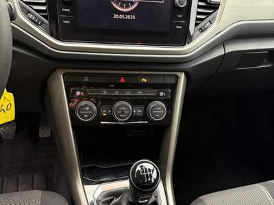 Volkswagen T-Roc Volkswagen T-Roc 1.0 TSI Benzina Business BlueMotion Technology Grigio usata Pozzuoli